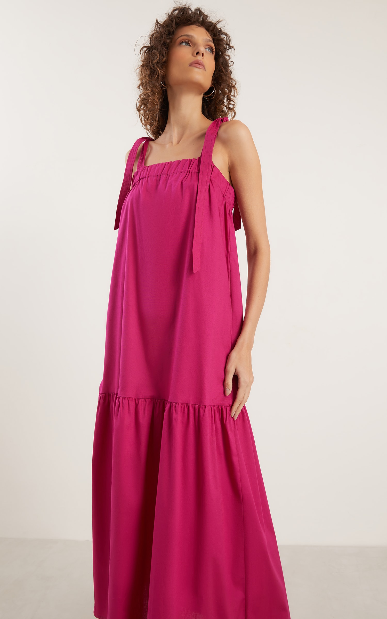 Vestido Longo Laços Cosmos Cereja