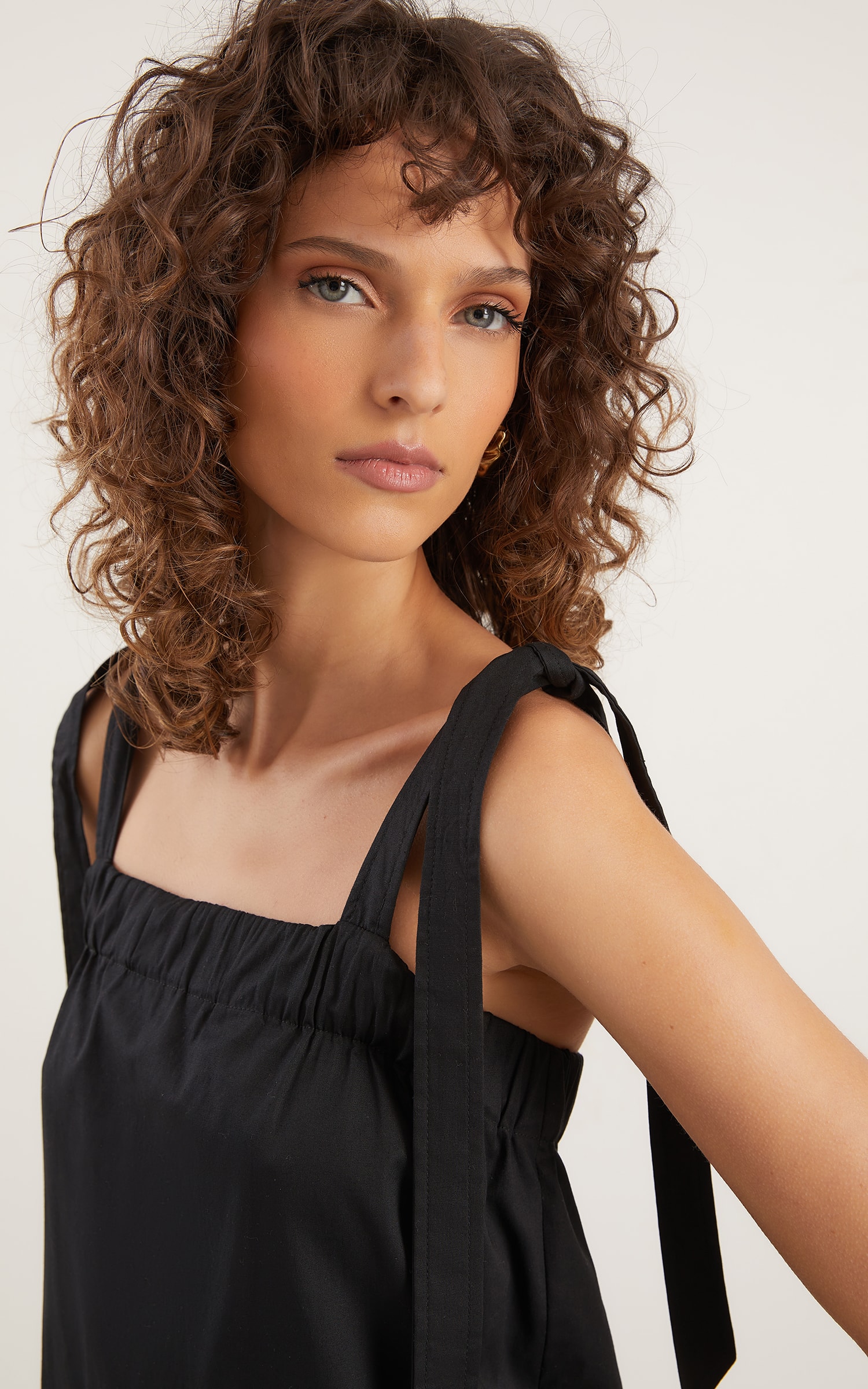 Vestido Longo Laços Cosmos Preto