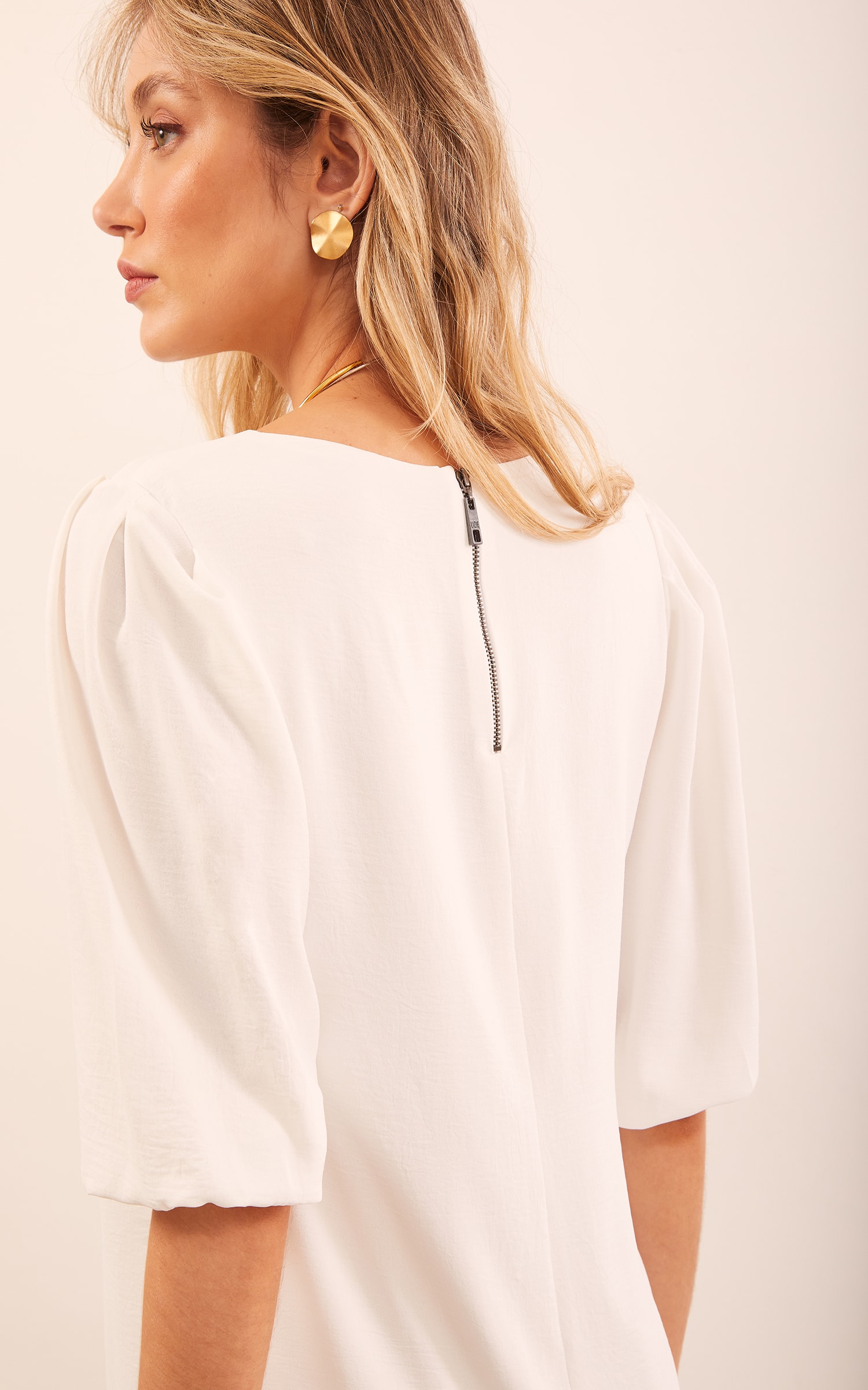 Vestido Manga Bufante Curto Off White