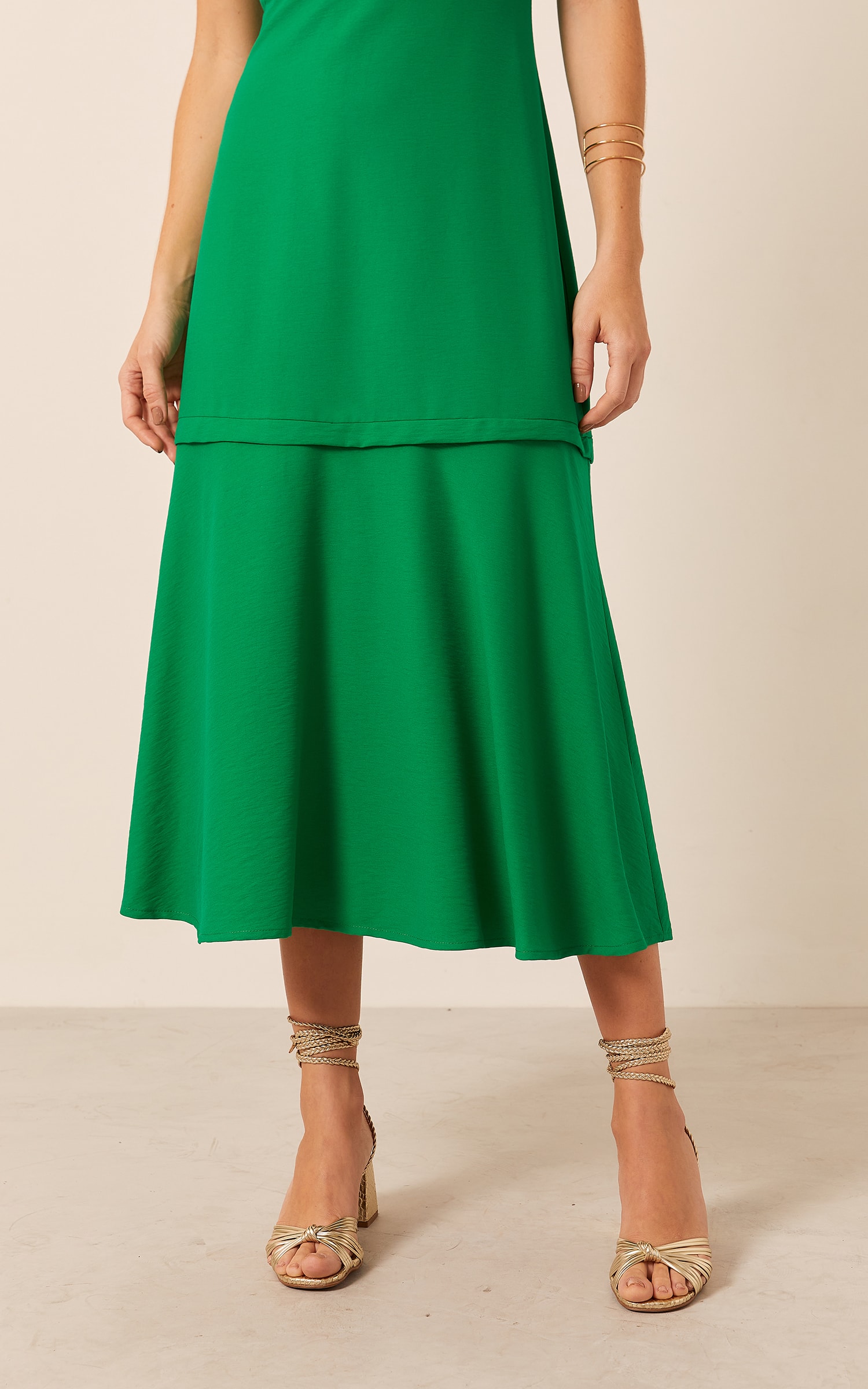 Vestido Midi Alegria Verde Bandeira