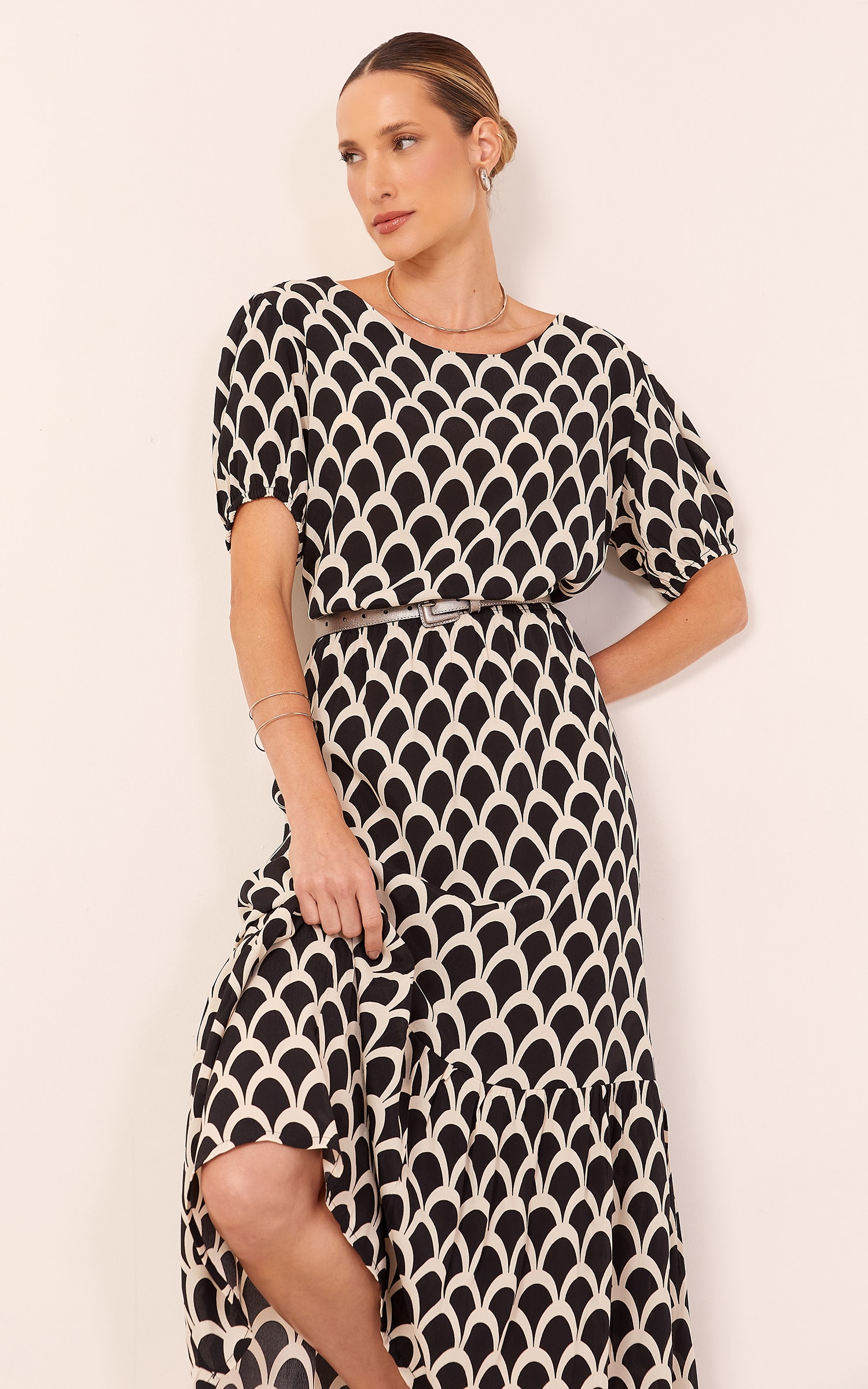 Vestido Midi Arcos Preto
