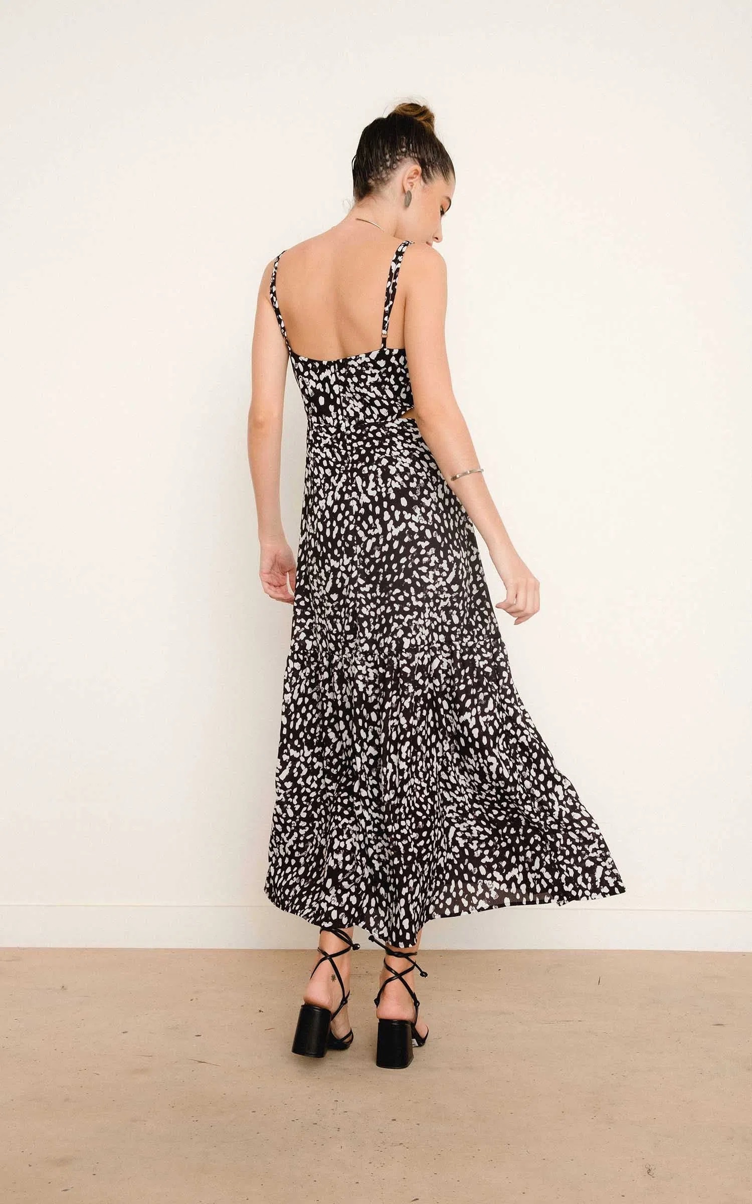 Vestido Midi Onix