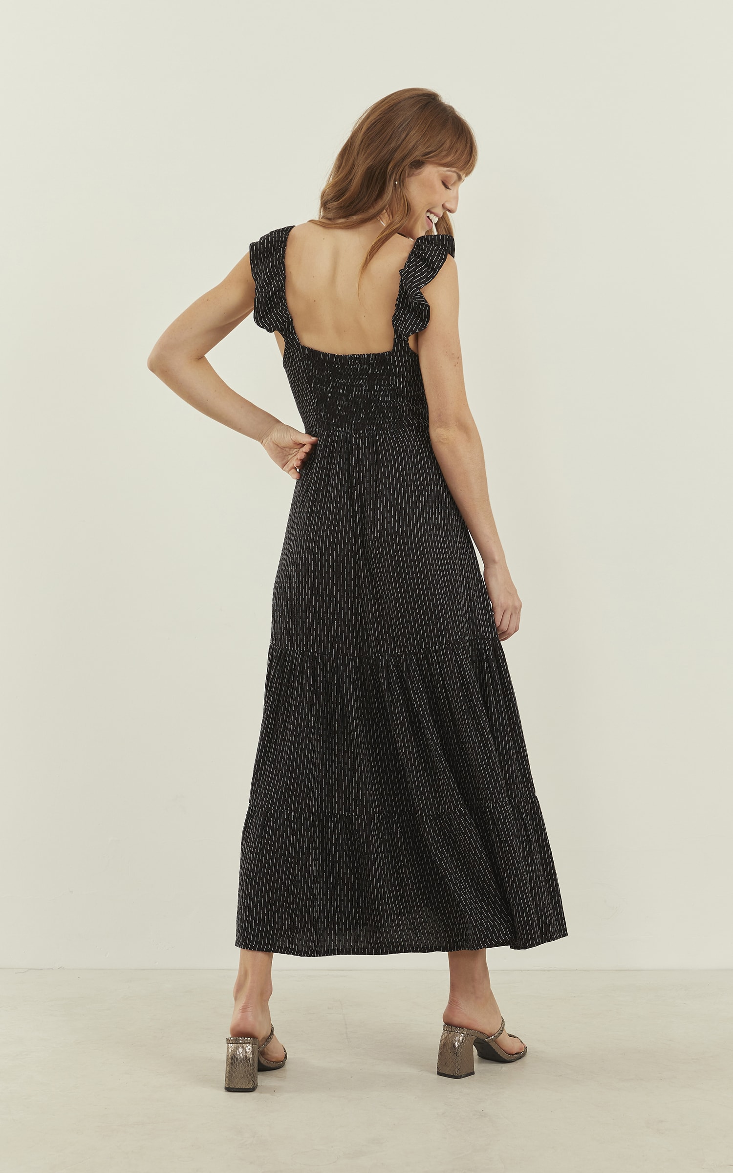 Vestido Midi Onix Preto