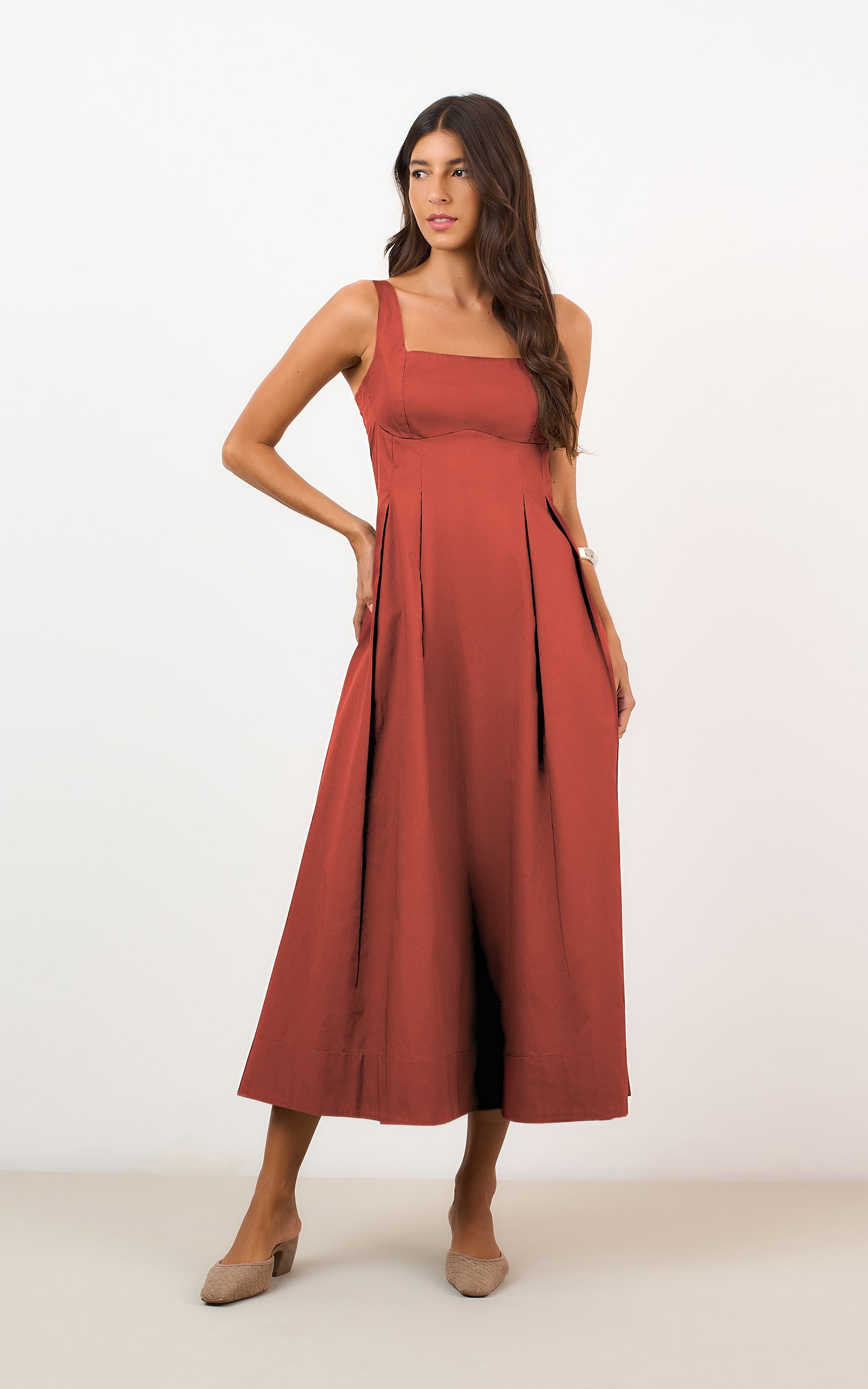 Vestido Midi Pregas Caramelo