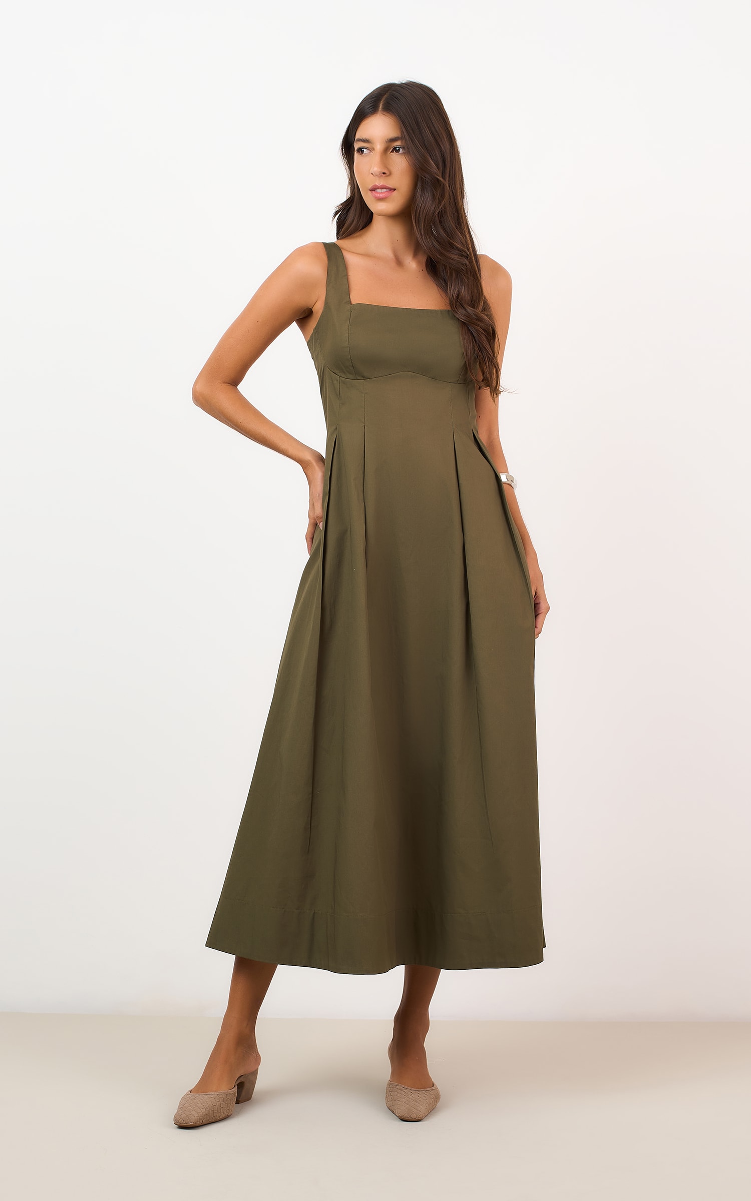 Vestido Midi Pregas Verde Militar