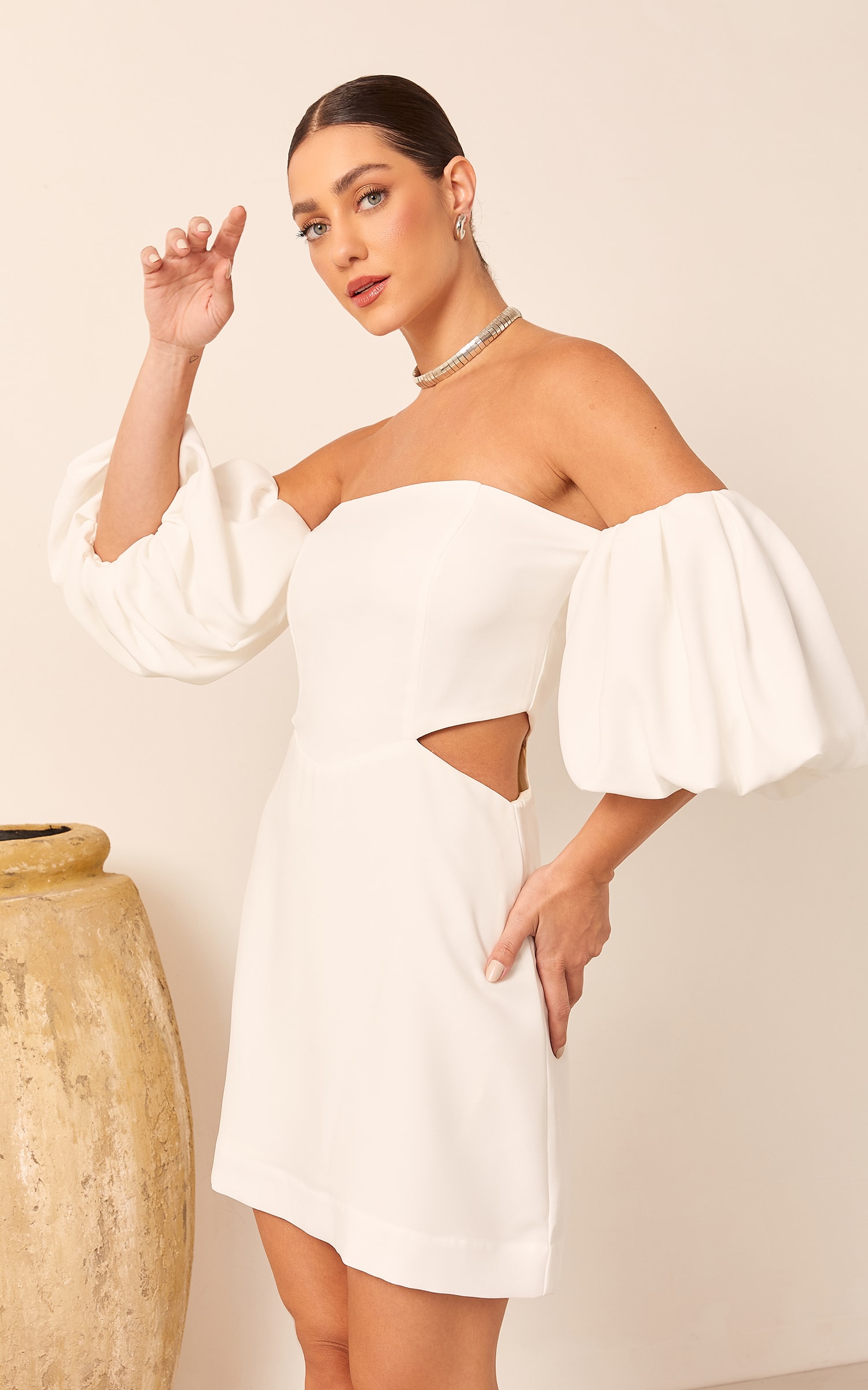 Vestido Ombro a Ombro Curto Off White