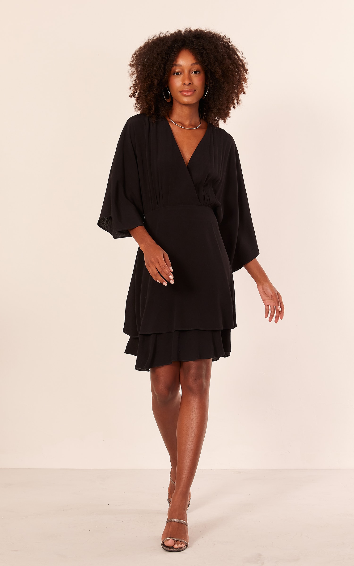 Vestido Relicário Preto
