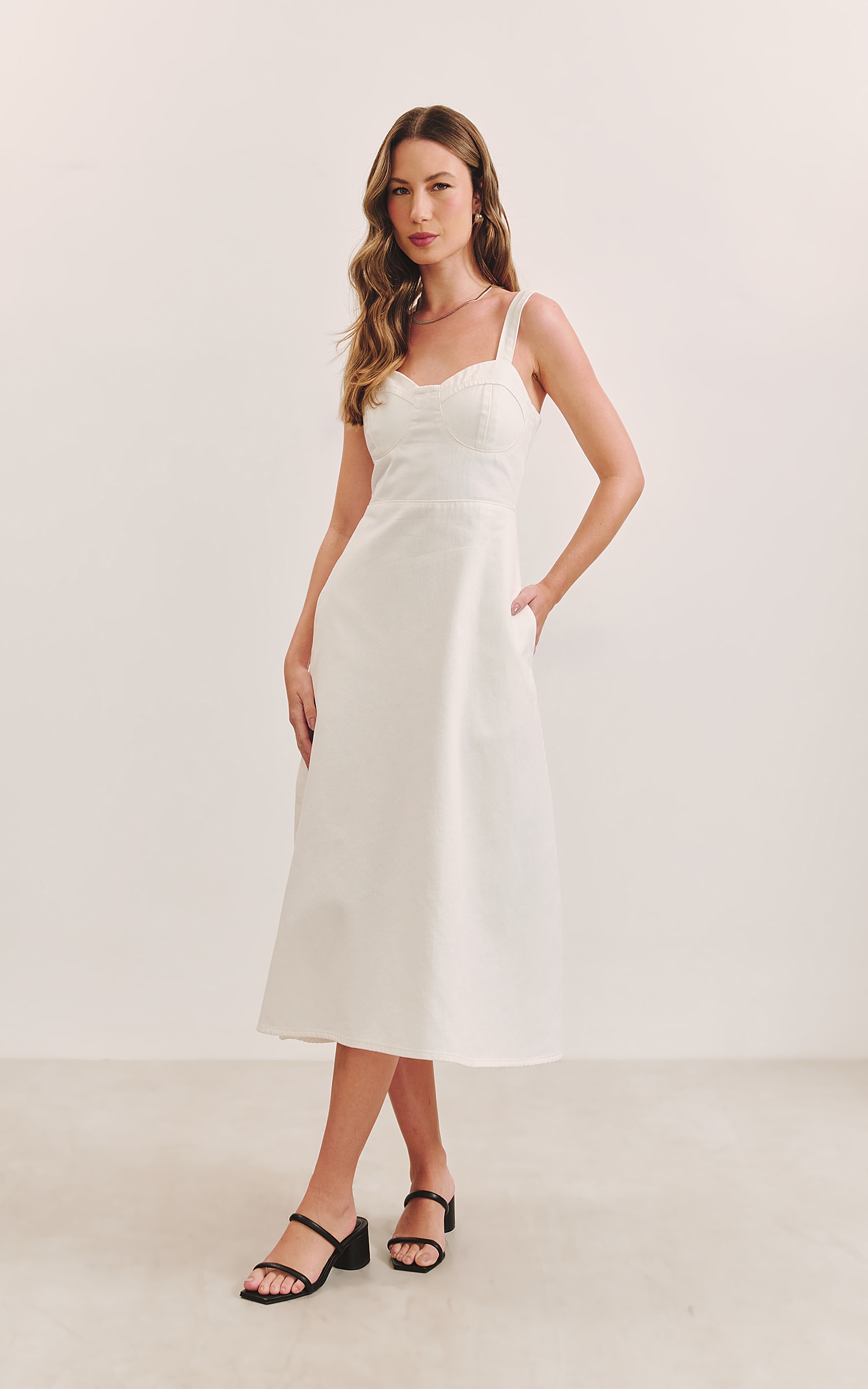 Vestido Sarja Off Recortes Off White