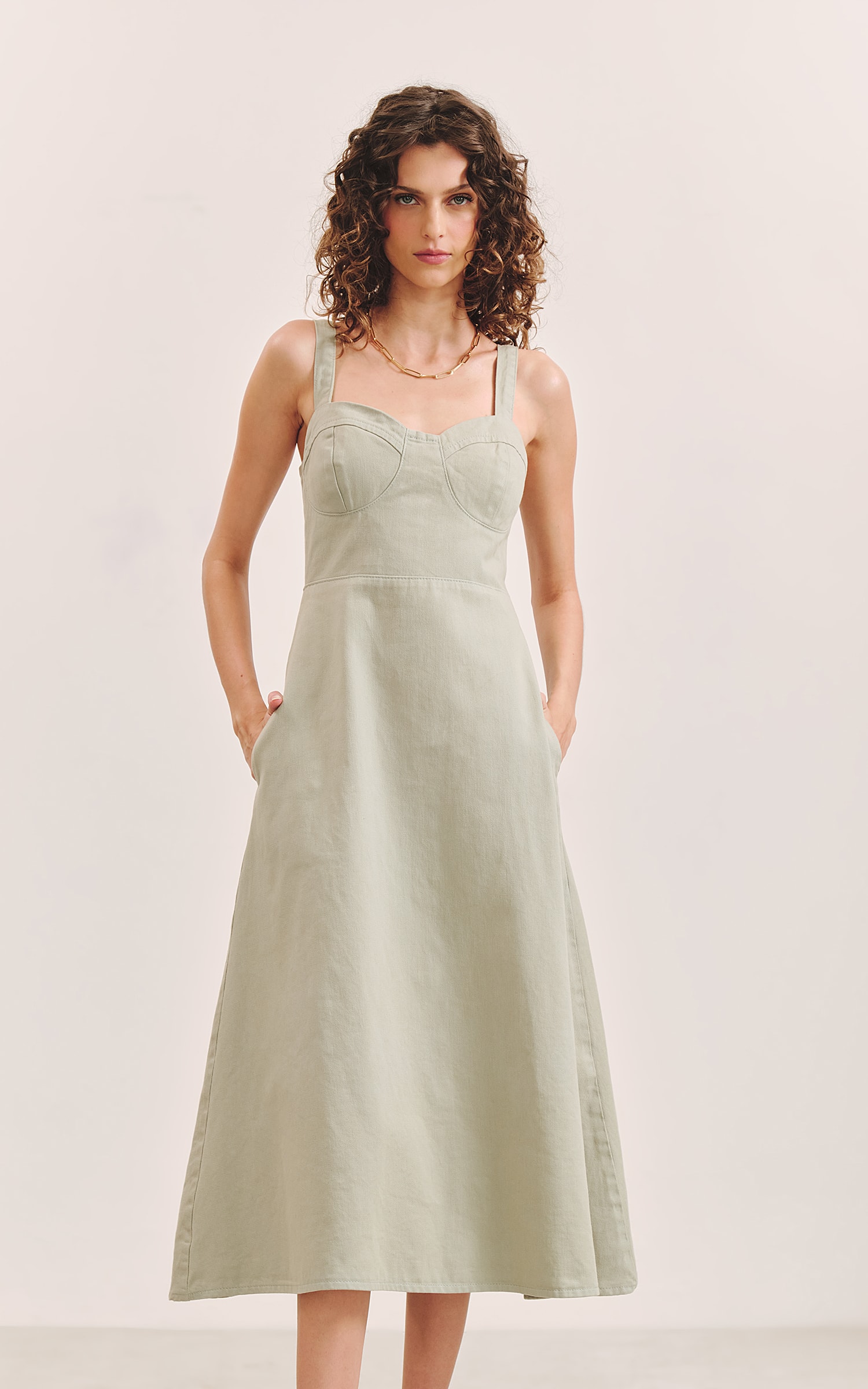 Vestido Sarja Off Recortes Verde Menta
