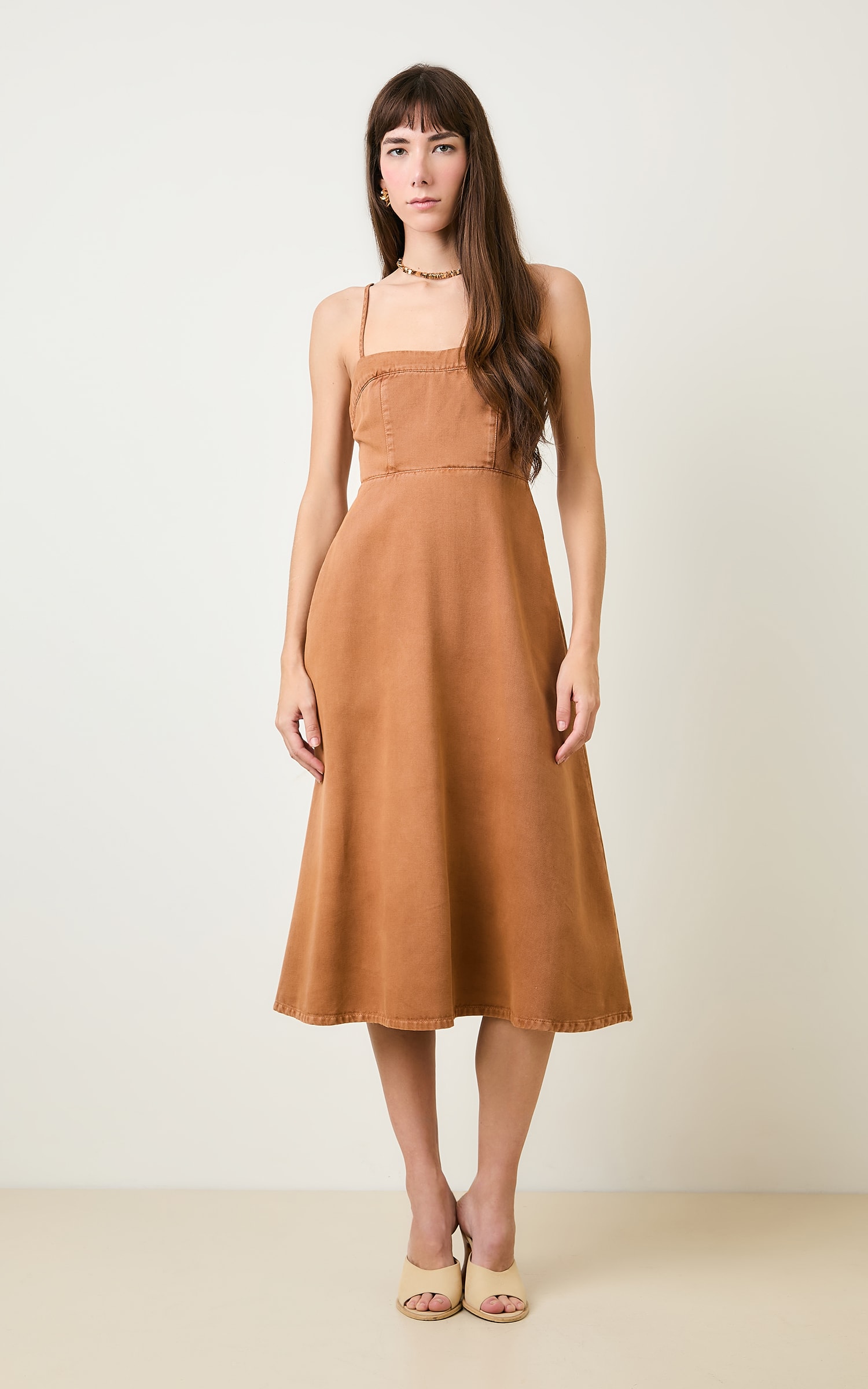 Vestido Sarja Recortes Mocha