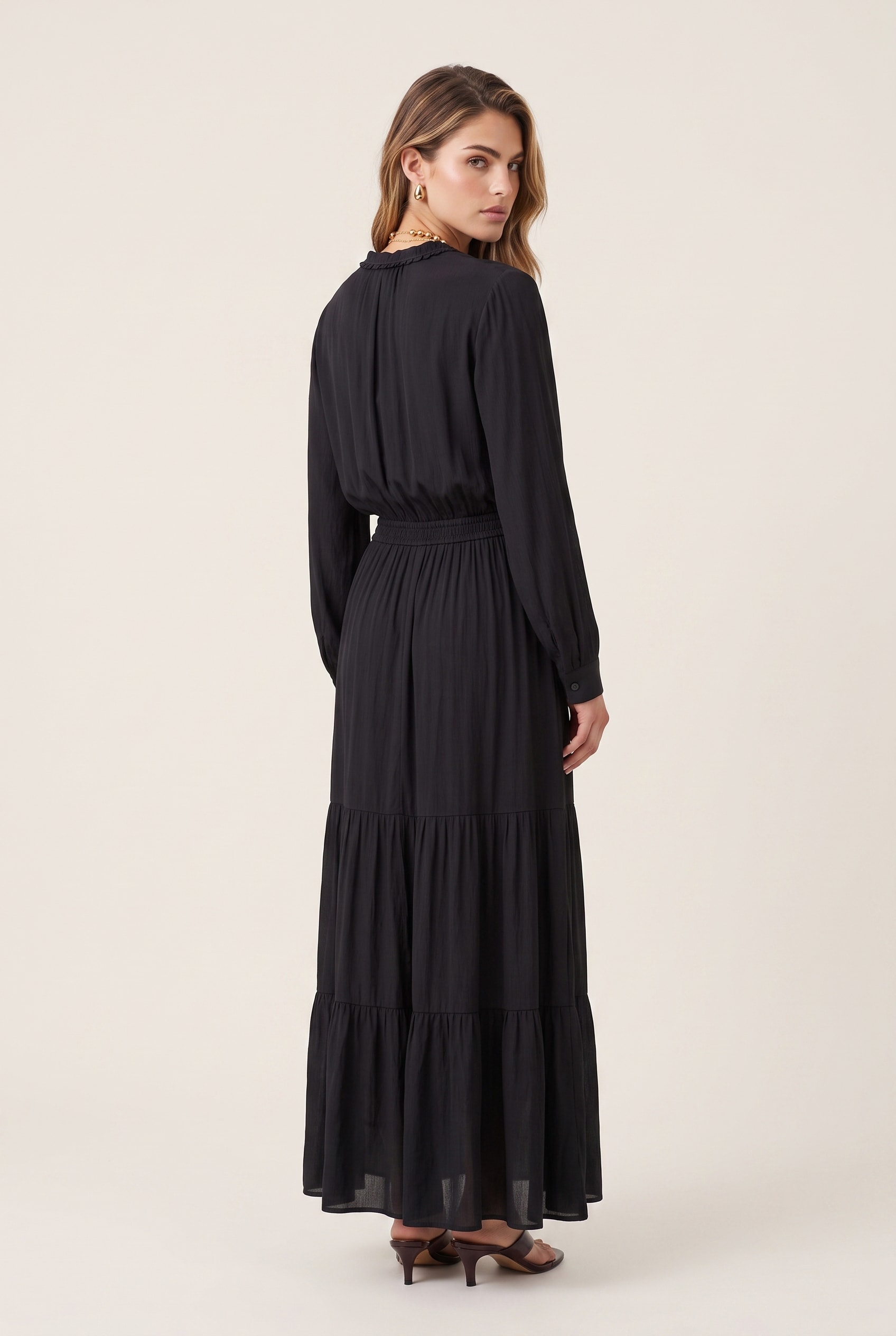 Vestido Satin Serpetine Preto