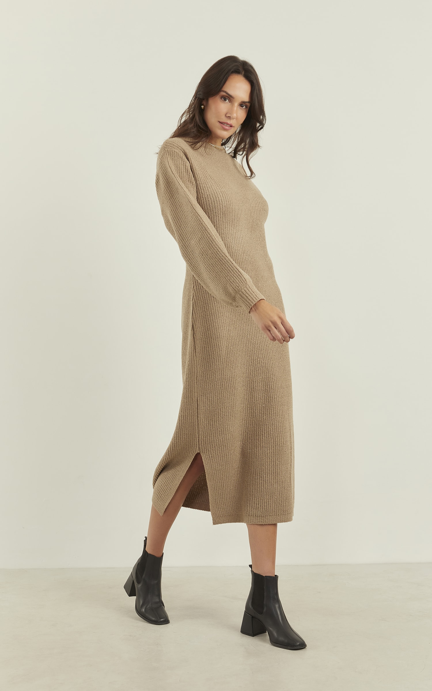 Vestido Tricot Canelado Areia