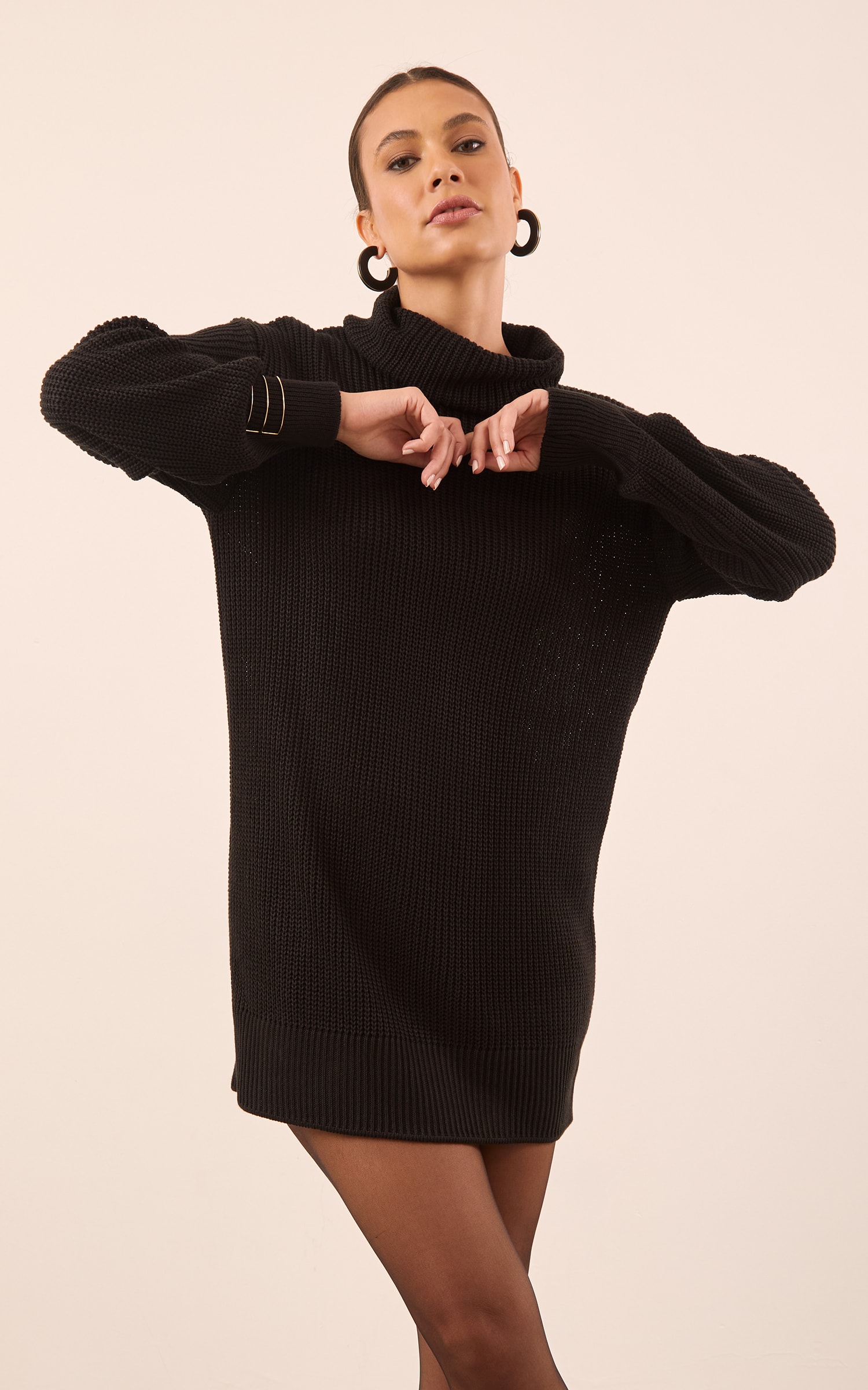 Vestido Tricot Gola Alta Preto