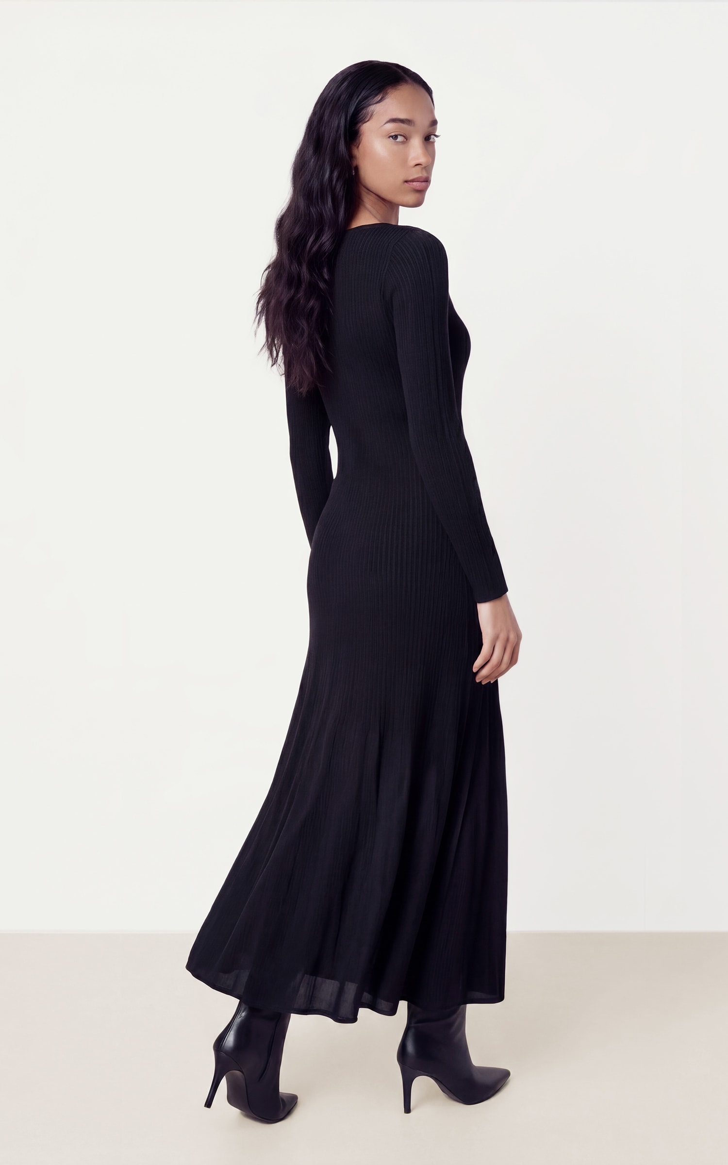 Vestido Tricot Recorte Preto