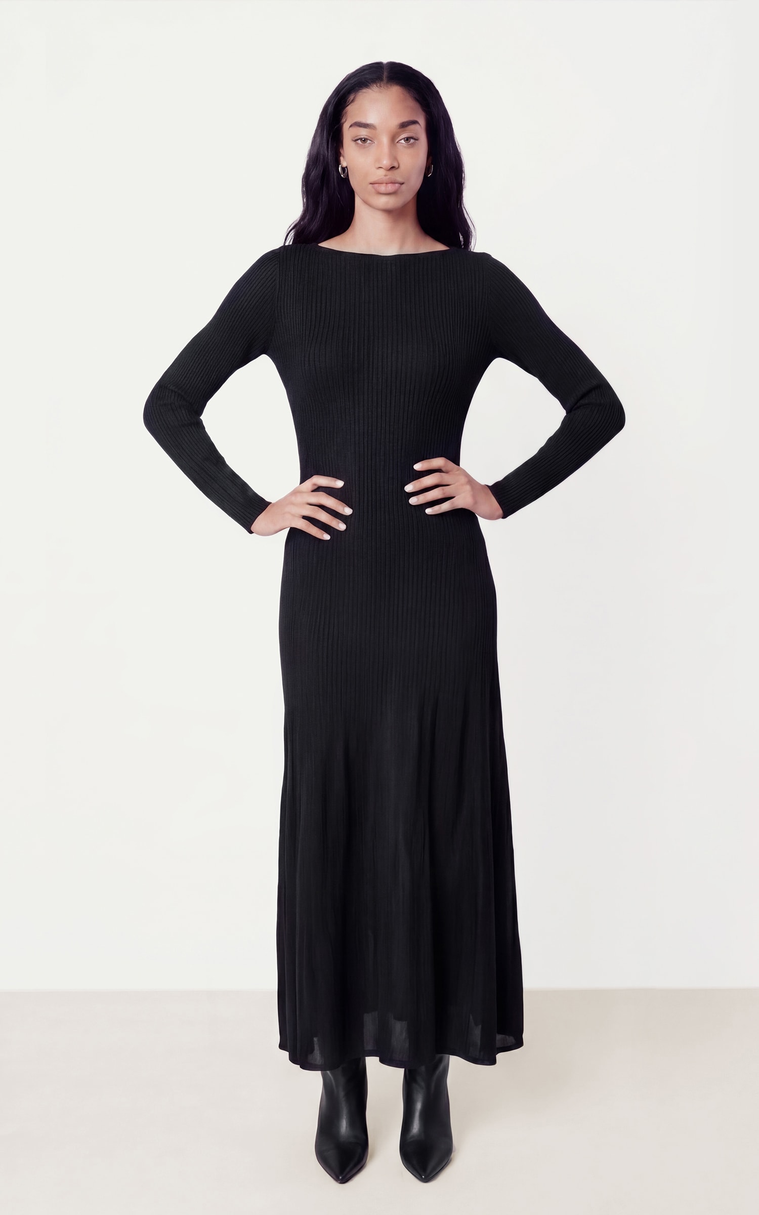 Vestido Tricot Recorte Preto